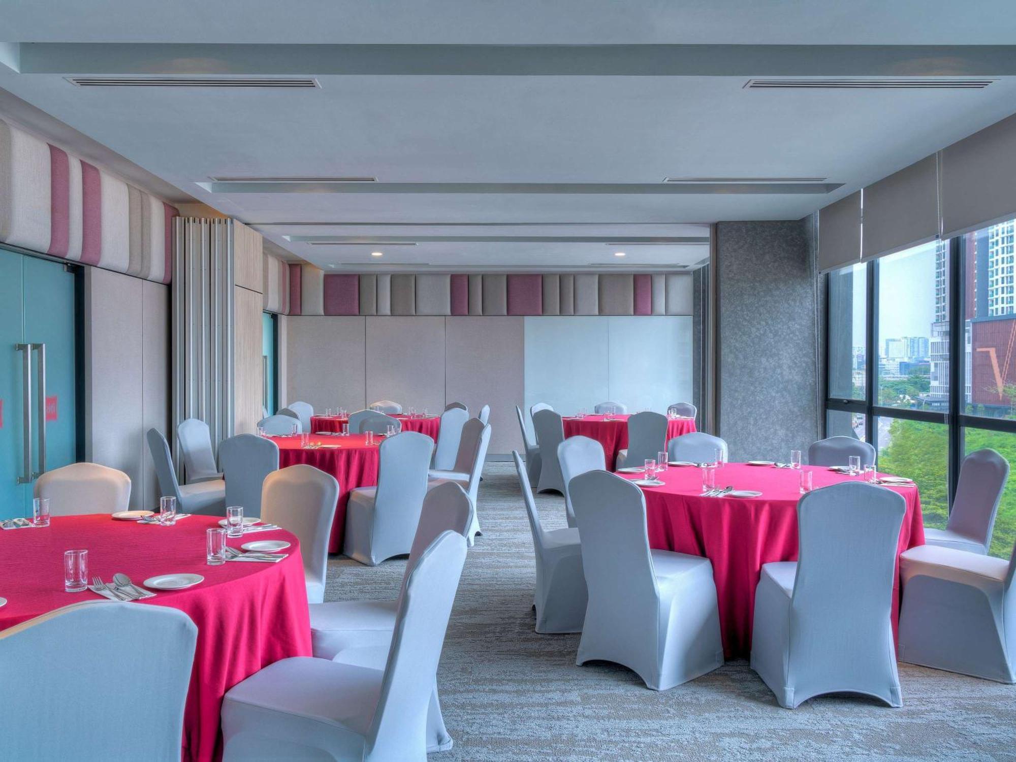 Ibis Pjcc Petaling Jaya Hotel Exterior photo